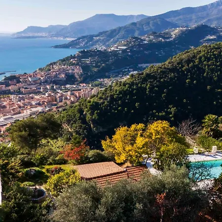 Sicilian Pool Chalet *